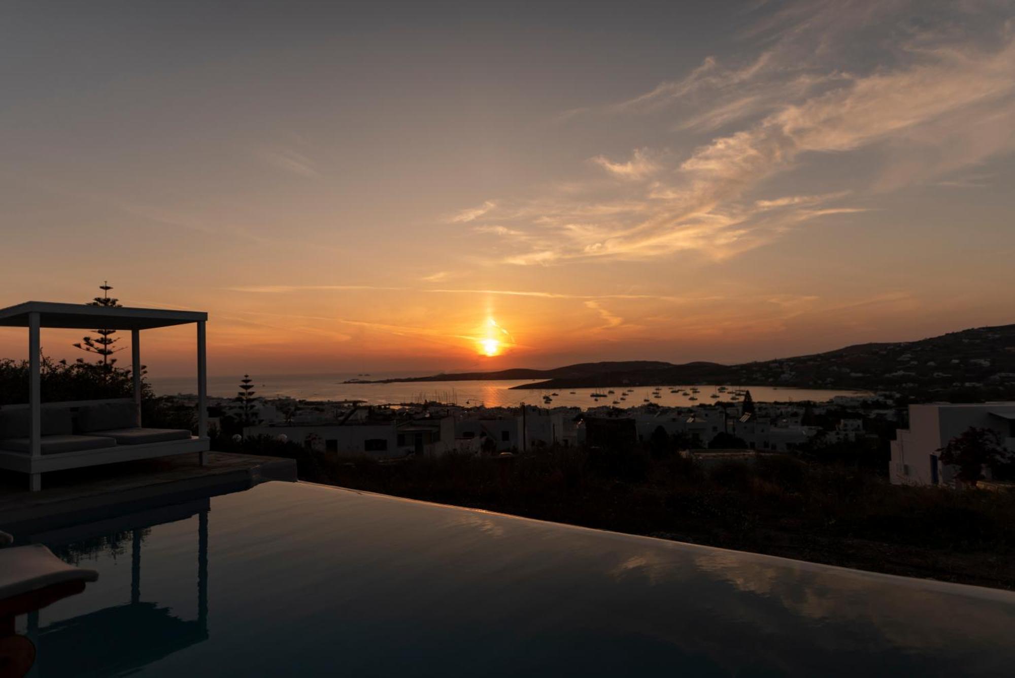 Orasea Villa With Private Pool Párosz Kültér fotó